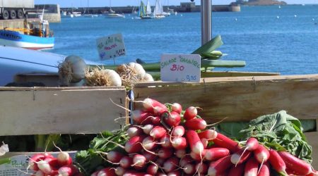 marche-roscoff-finistère-nord Marché de Roscoff face à la mer